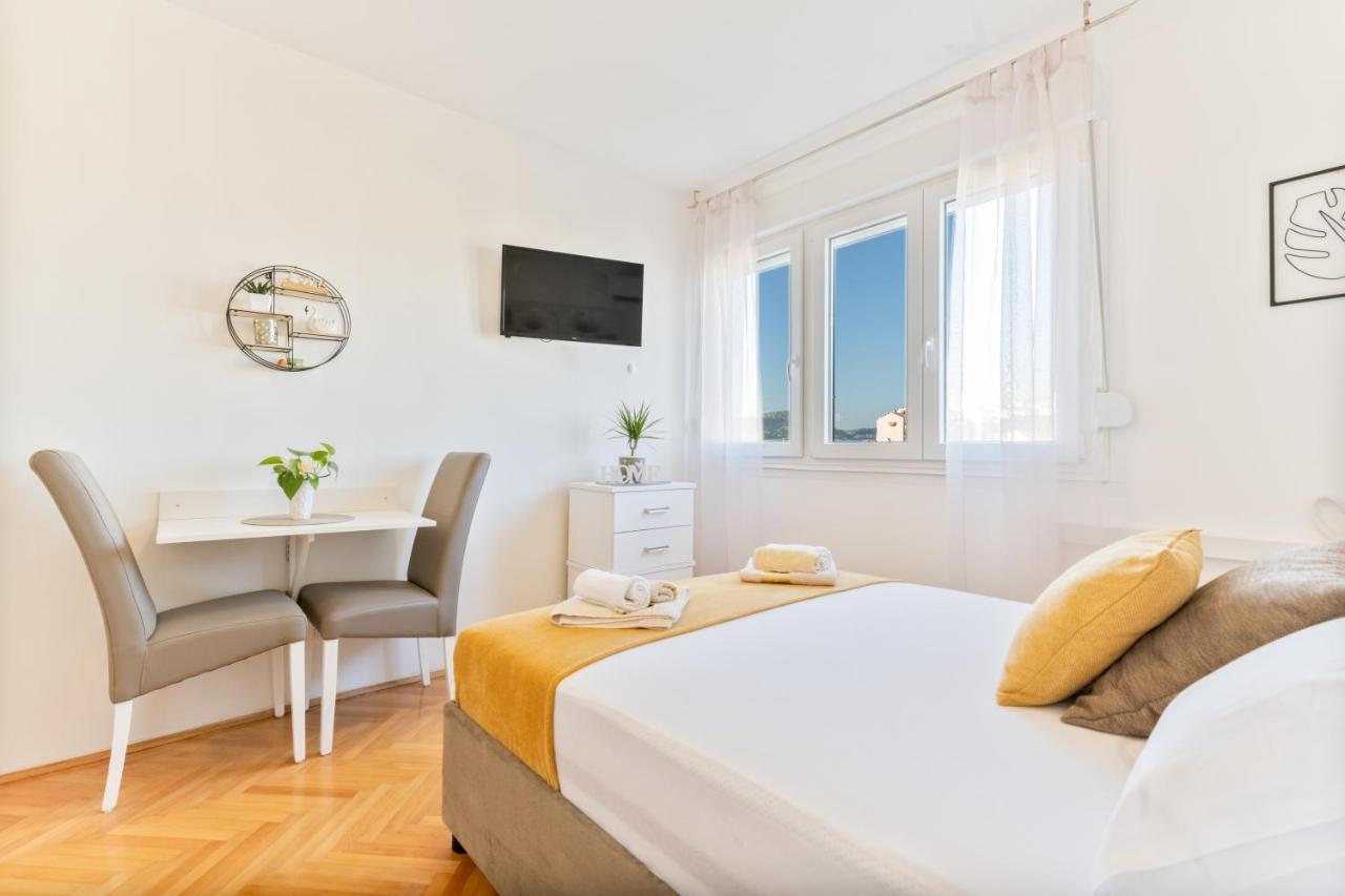 Apartments Plokite Сплит Экстерьер фото